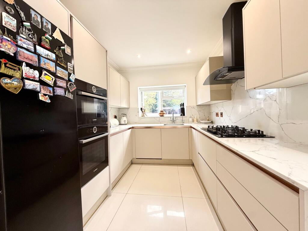 House in Luton - More
