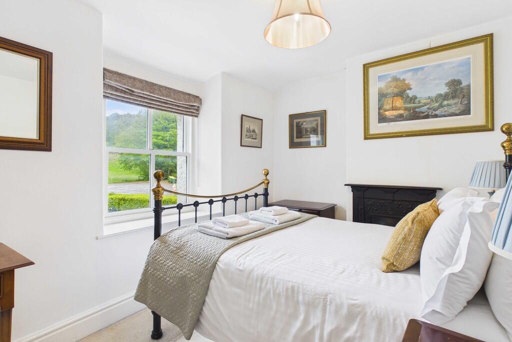 House in Lancaster - View 5