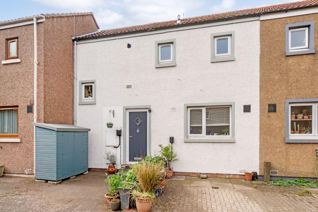 Main image of property: 3 Whins Place, Portobello, Edinburgh, EH15 1JQ