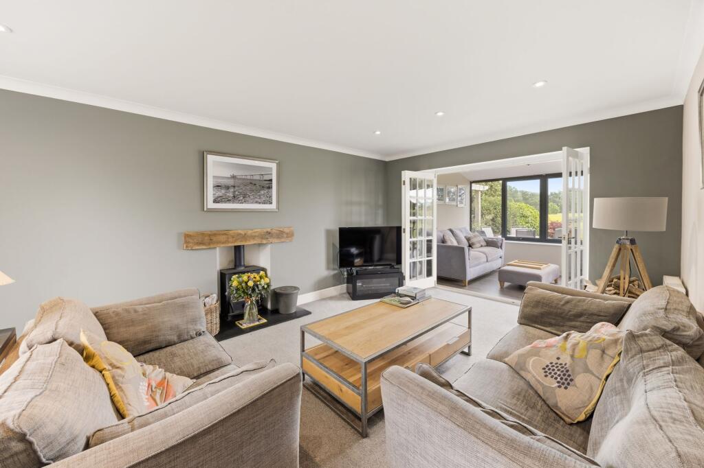 Weir Road, Congresbury, BS49 - View 2