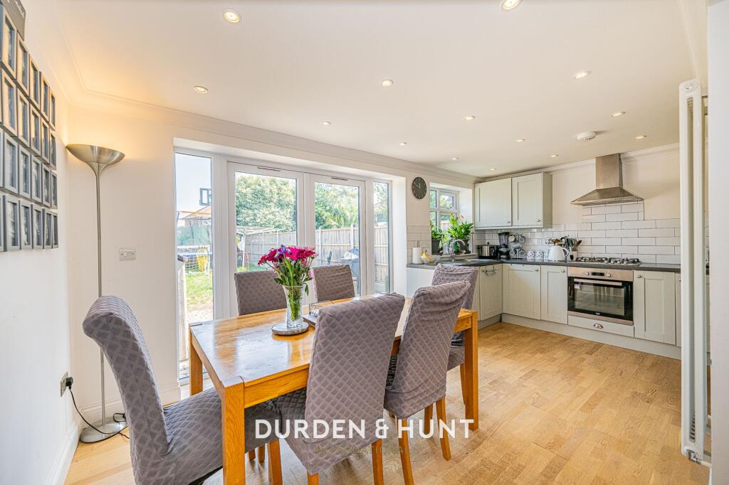 House in London - View 4