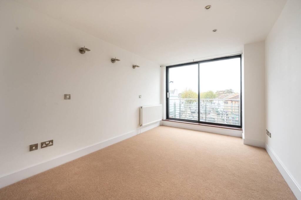 Main image of property: Metro House, Green Street, Forest Gate, London, E7