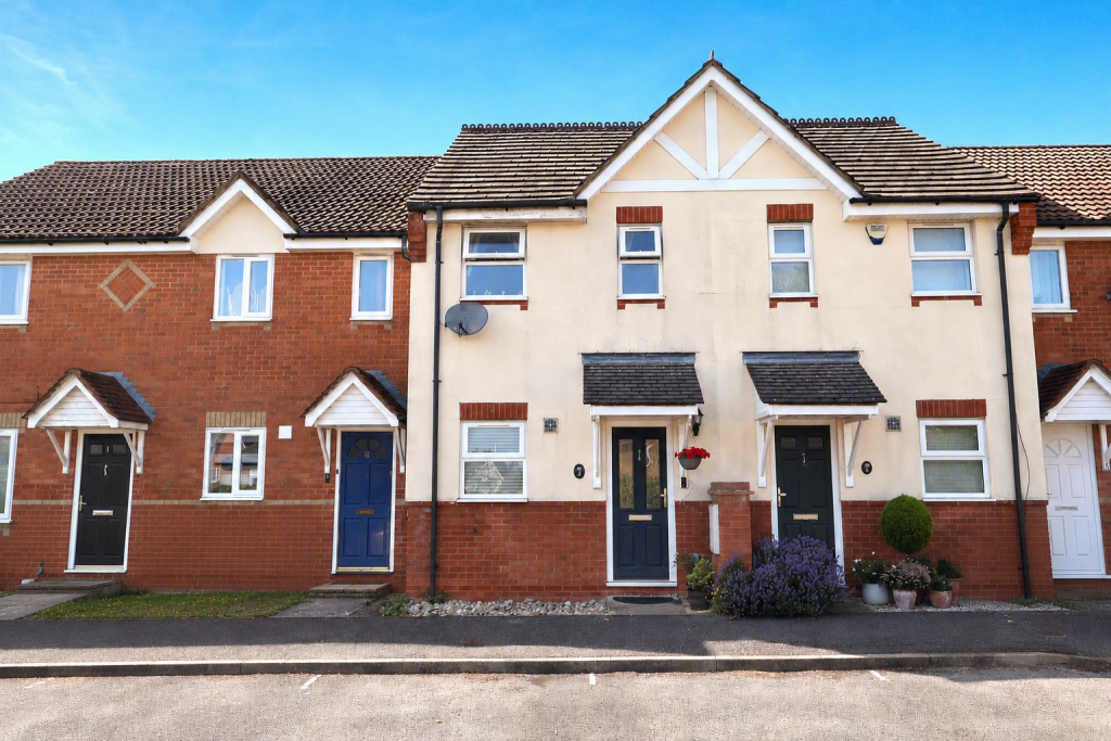 Main image of property: Quendell Walk, Hemel Hempstead, Hertfordshire, HP2 5UU