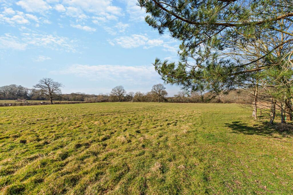 Kiln Lane, Isfield, Uckfield, East Sussex photo 4