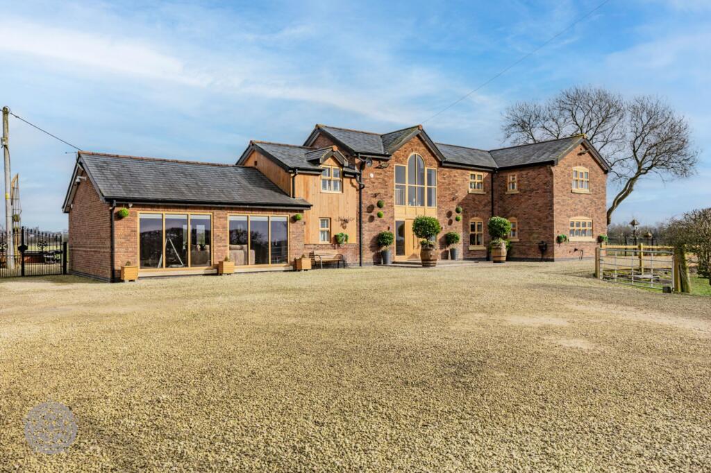 Jacks Lane, Westhoughton, BL5 photo 3