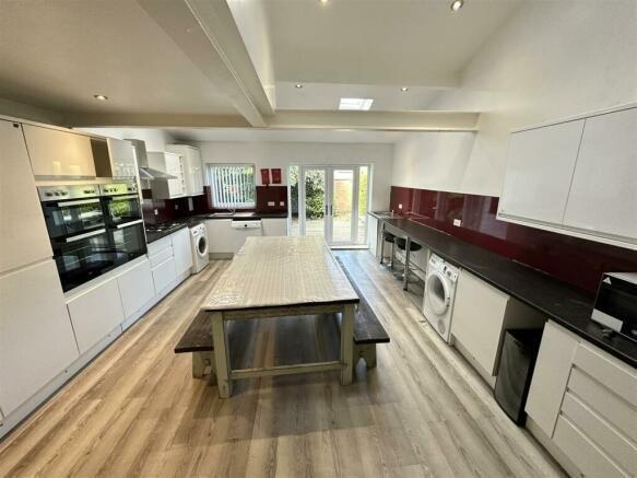 House in Nottingham, The Park - View 2