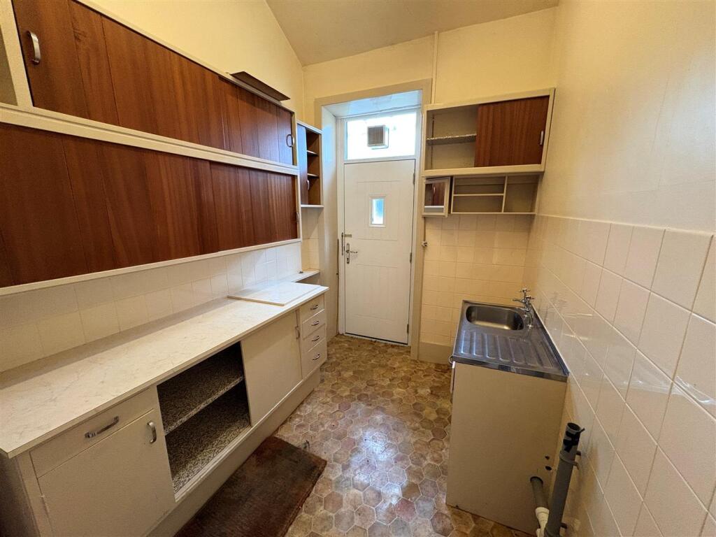 Additional image 3 of Lyon Street, Queensbury, Bradford