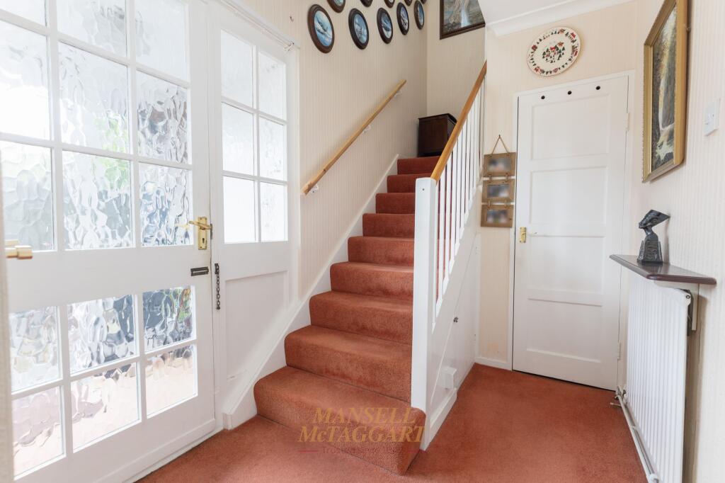 House in Redhill - View 5