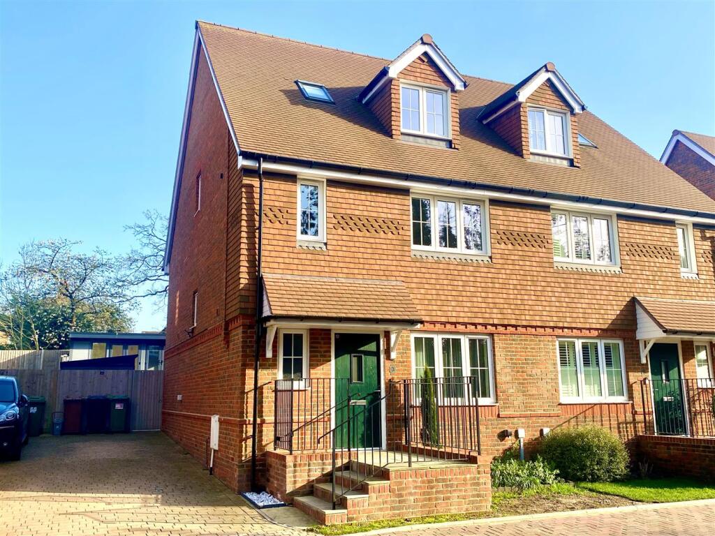Main image of property: Fenton Close, Potters Bar
