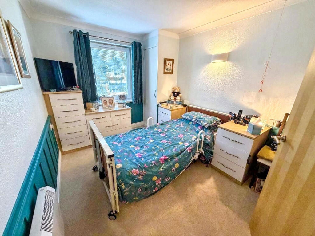 Apartment in Newcastle upon Tyne, Gosforth - View 5