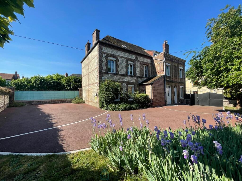 Main image of property: Normandy, Seine-Maritime, St-Aubin-lès-Elbeuf