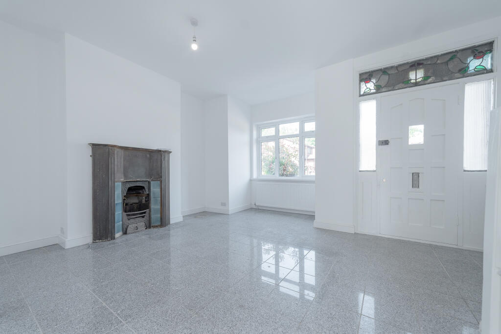 House in London, North London Business Park, Brunswick Park - View 4