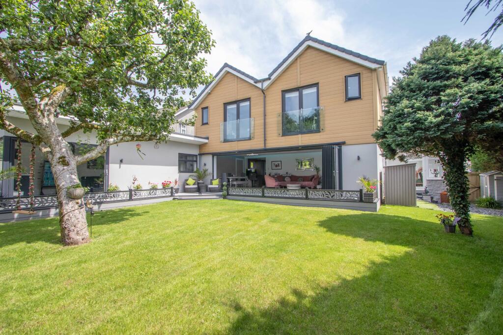 Leatfield Drive, Derriford, PL6 photo 4