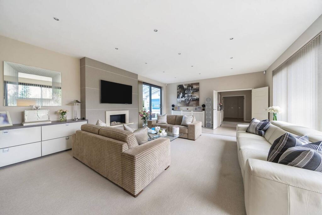 Main image of property: Barnet Road, Arkley, Barnet, EN5