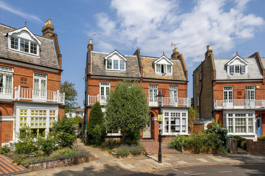 Main image of property: Lawn Crescent, Kew, Richmond, Surrey TW9