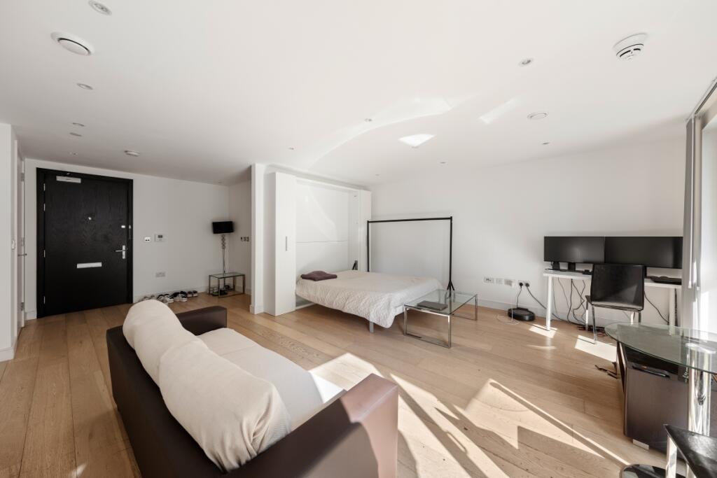 Apartment in London, Spitalfields, Whitechapel - View 5