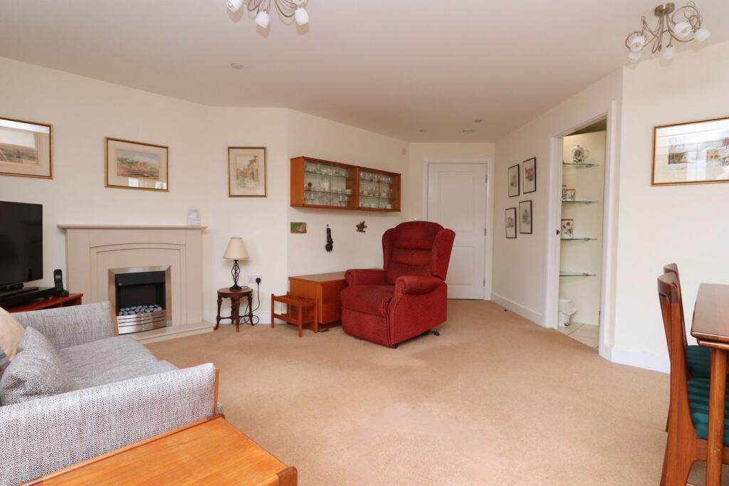 Apartment in Stockport - More