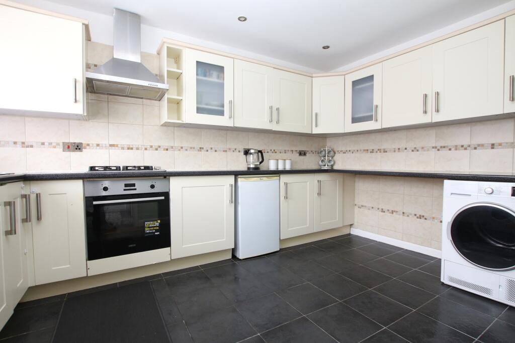 Malvern Close, Lincoln, LN5 - View 2