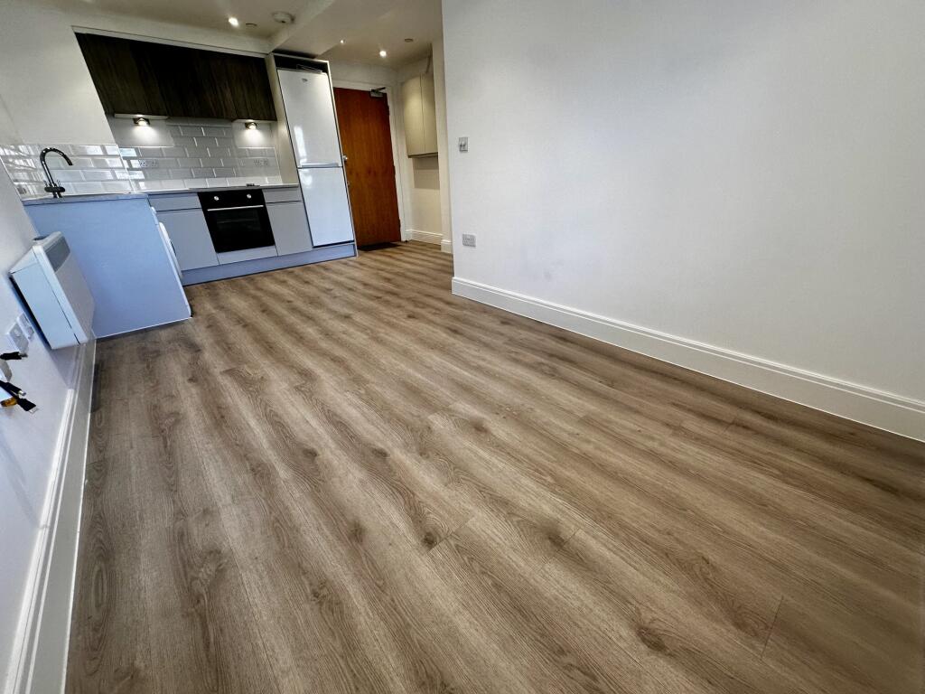 Apartment in Bournemouth - View 5