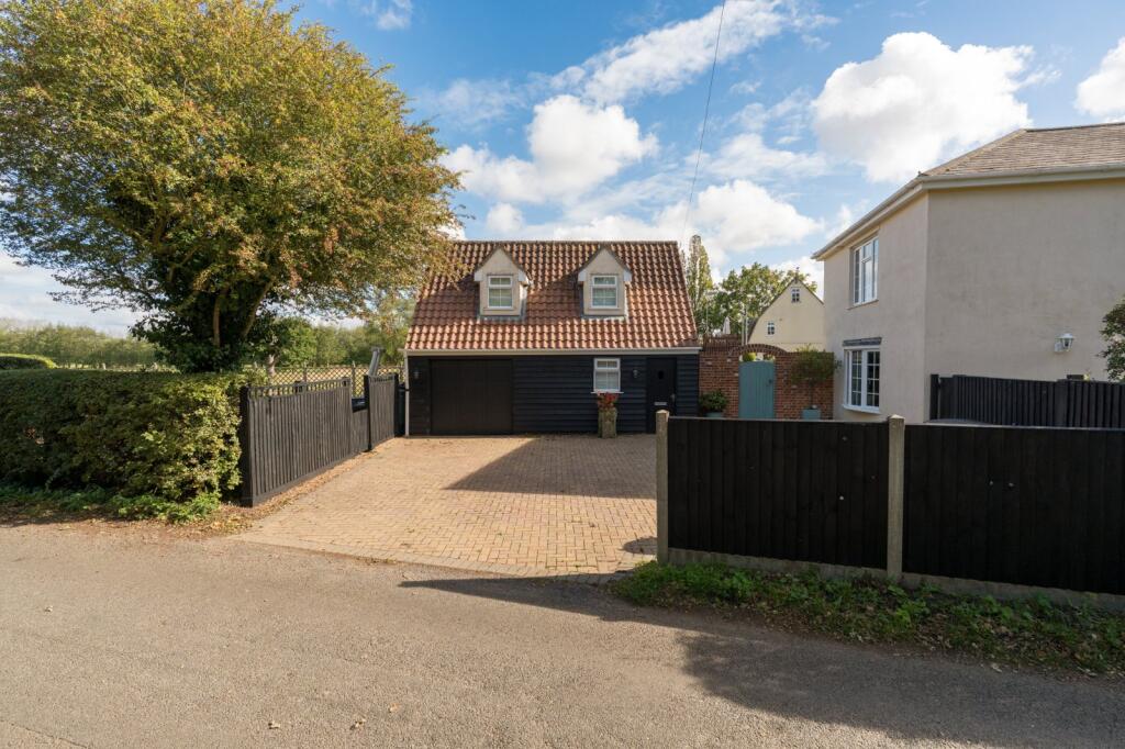 House in Tendring, Ilex Farm, Ardleigh - View 4
