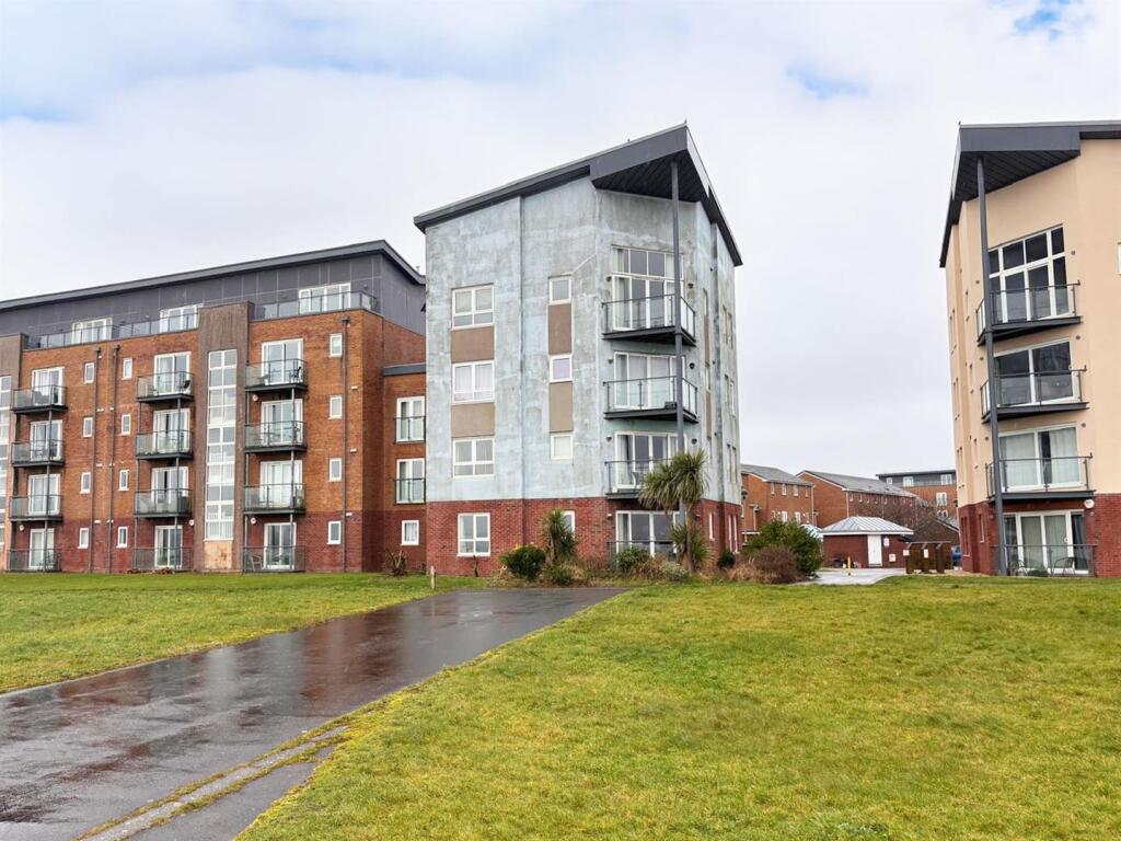 Main image of property: Pentre Doc Y Gogledd, Llanelli