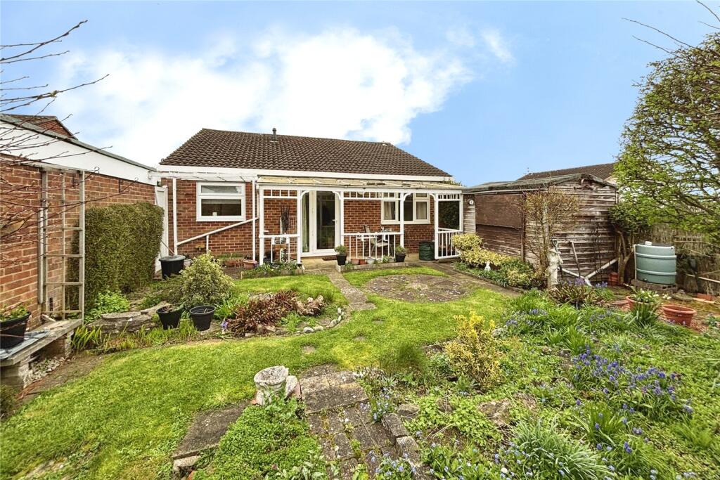 Farleigh Close, Westbury photo 2
