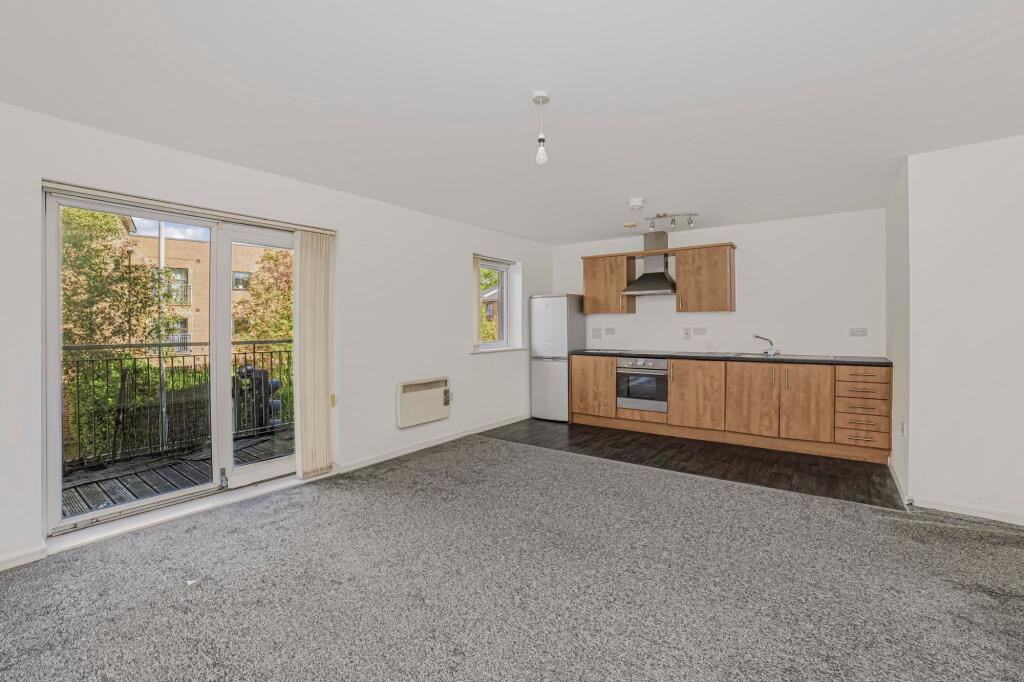 Apartment in Stoke-on-Trent, Lock 38, Etruria - View 4