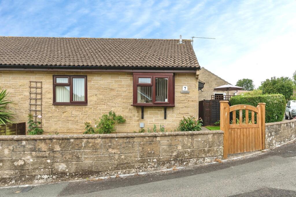 Bowleaze, Yeovil photo 2
