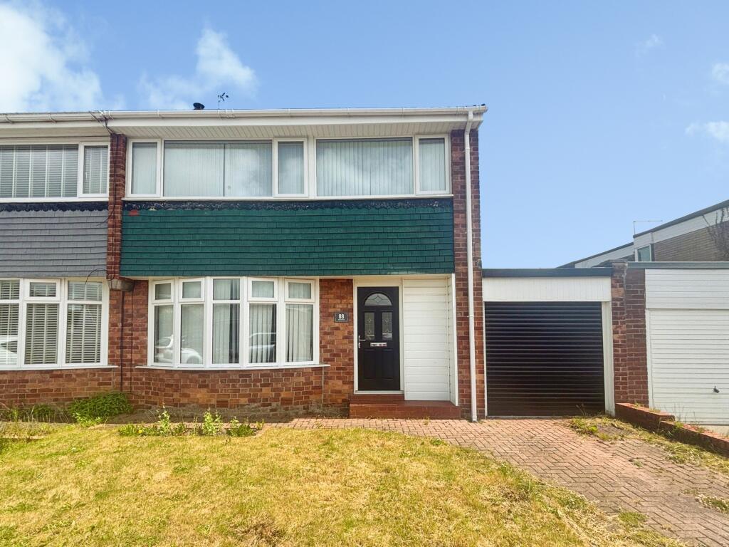 Main image of property: Chadderton Drive, Chapel House, Newcastle upon Tyne, NE5