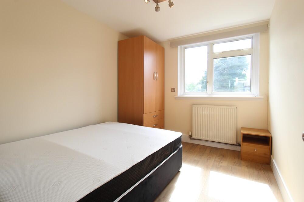 Apartment in Aberdeen - View 3