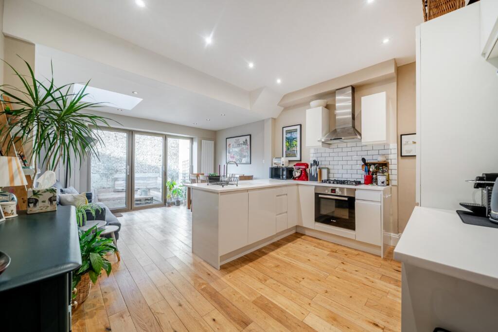 2-bed terraced on Valley Road, Streatham, London, SW16, £600,000