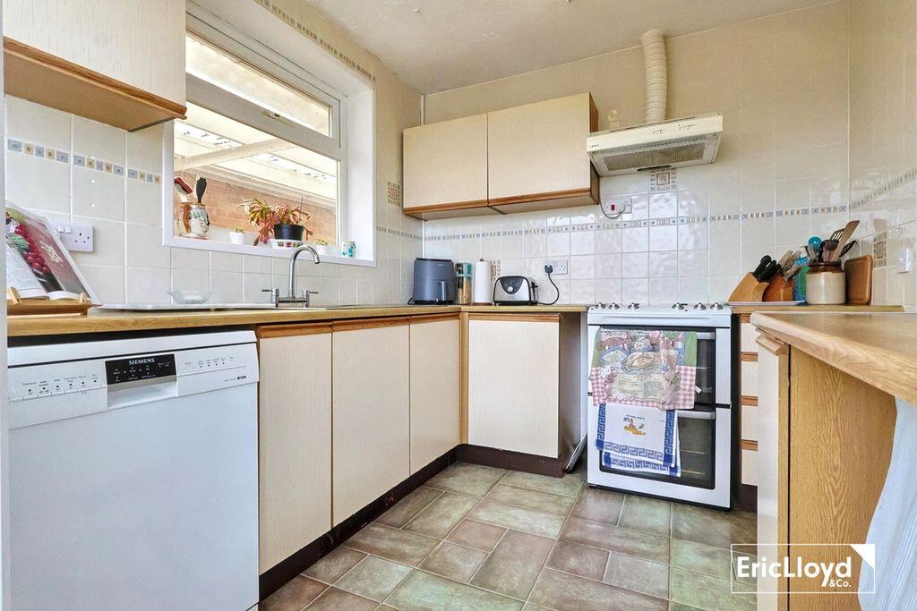 House in South Hams, Hillhead, Kingswear - More