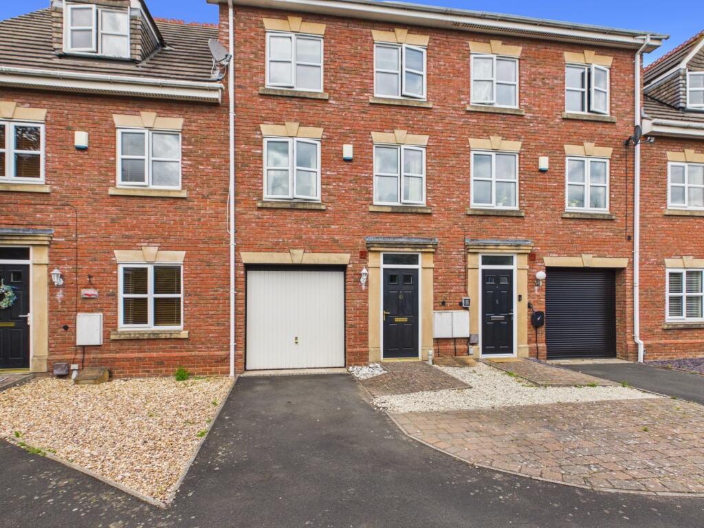 Main image of property: Sir Toby Belch Drive, Warwick, Warwickshire, CV34
