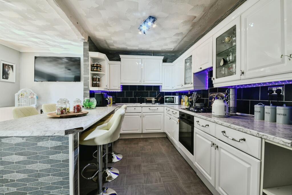 House in East Lindsey, Seathorne, Skegness - View 5