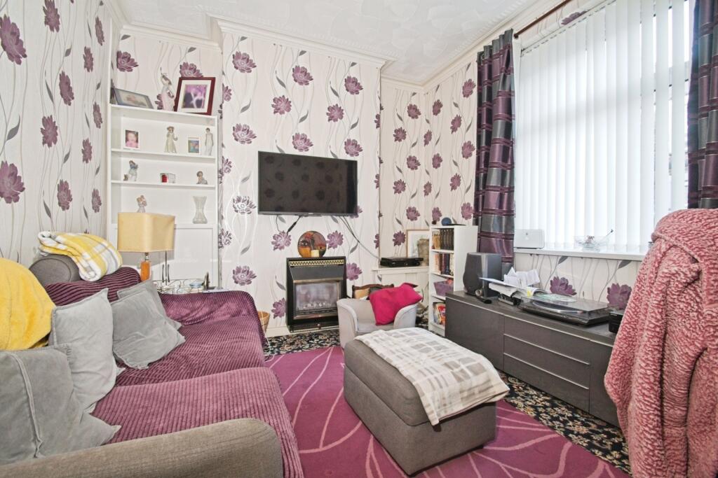 House in Cardiff, Adamsdown - View 4