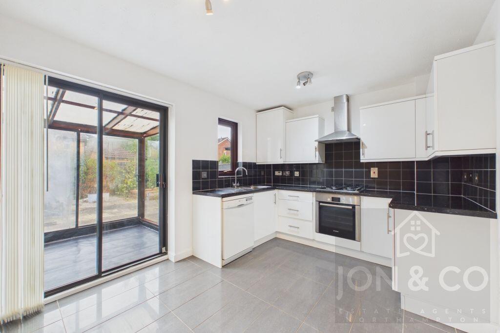 House in Hardingstone, West Northamptonshire - View 4