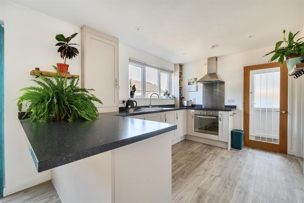 House in Taunton - View 4