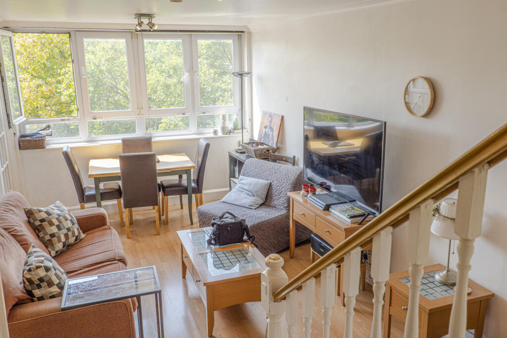 Apartment in London - View 3