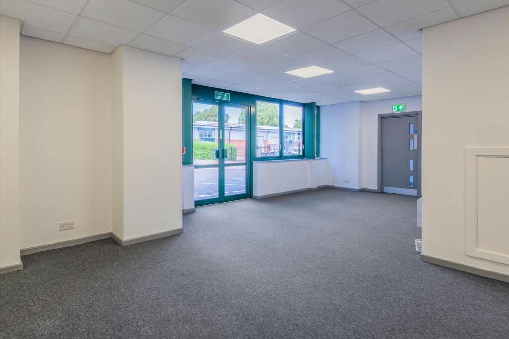 Unit 17 City Business Park, Bristol-35.jpg
