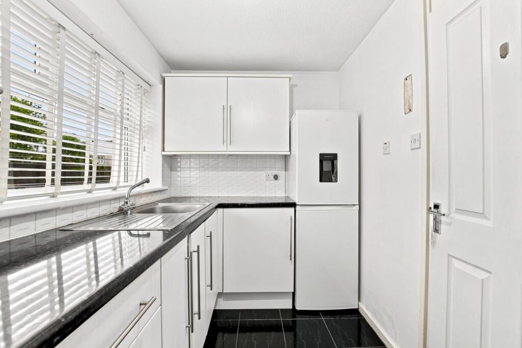 Apartment in Kilmarnock, North Ayrshire - More