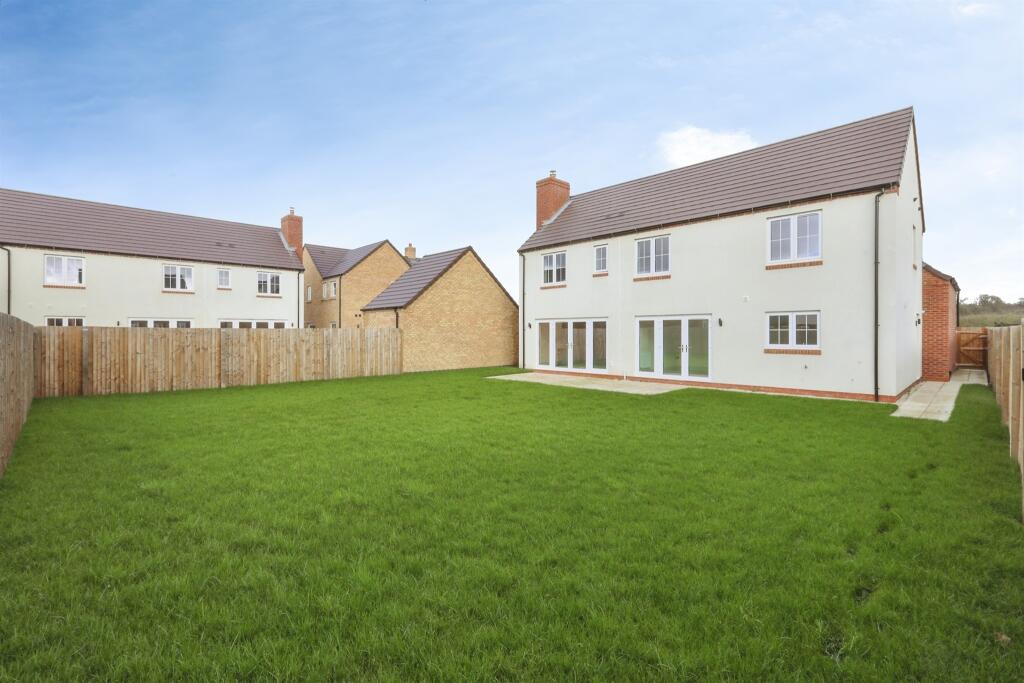 Hazel Grove, Retford photo 2