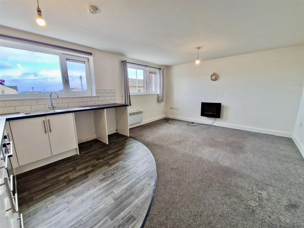 Additional image 5 of Victoria Road, Bradford