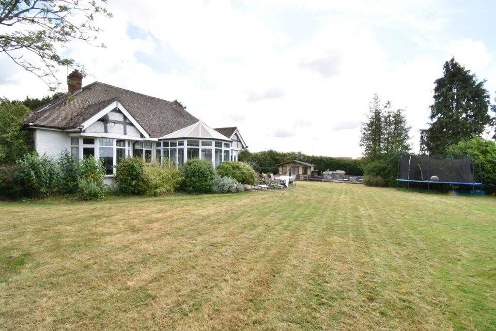 Ashford Road, Harrietsham, Maidstone, ME17