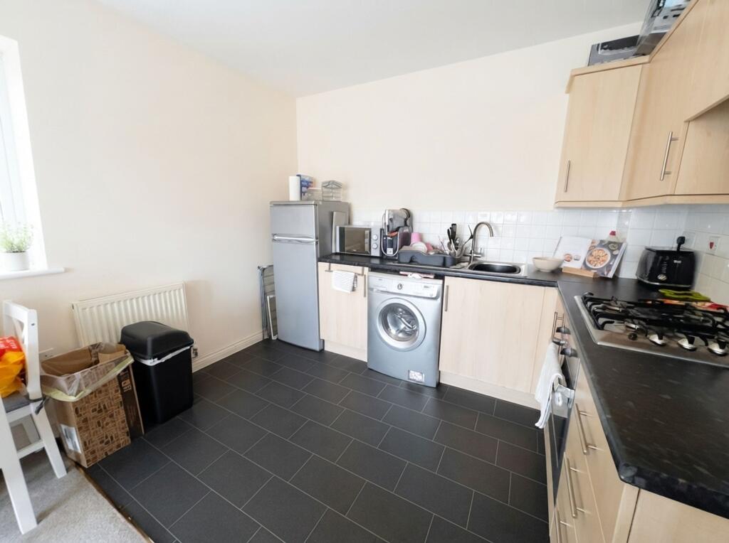 Apartment in Coventry, Stoke Aldermoor - View 4