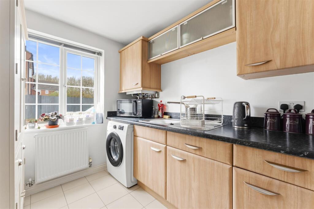Grendon Drive, Barton Seagrave, - View 5