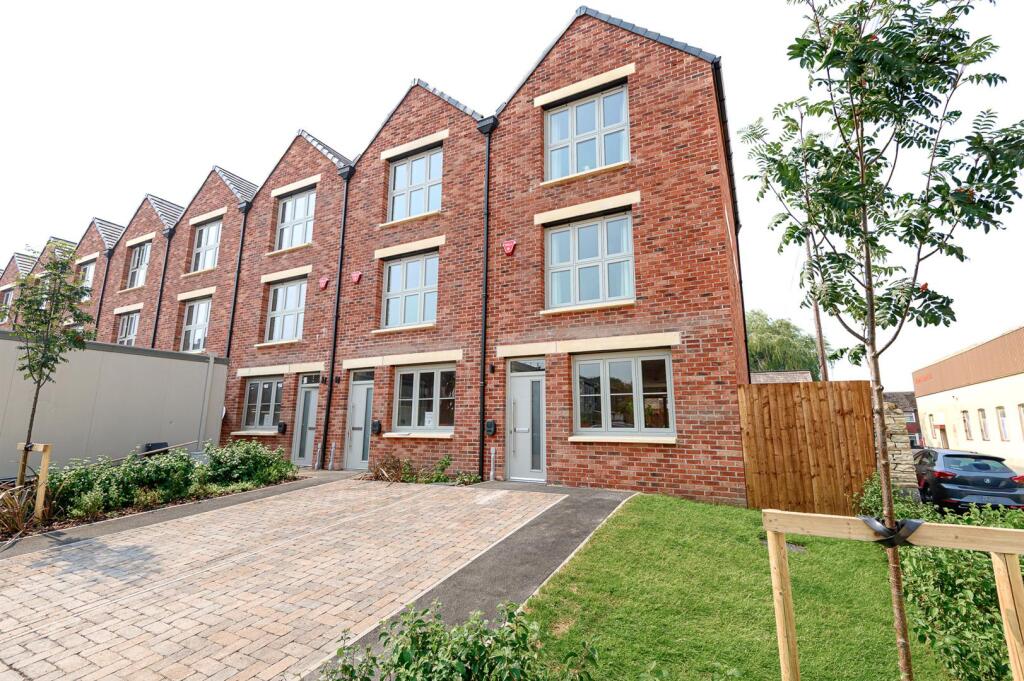 Main image of property: Empress Court, Heaton Norris
