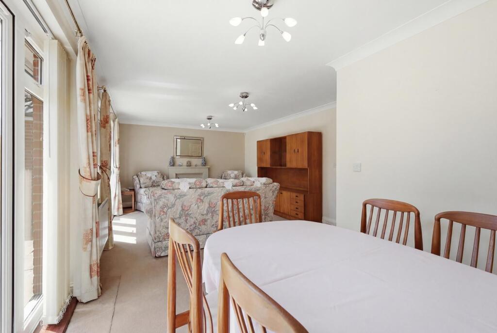 House in Romford - View 4