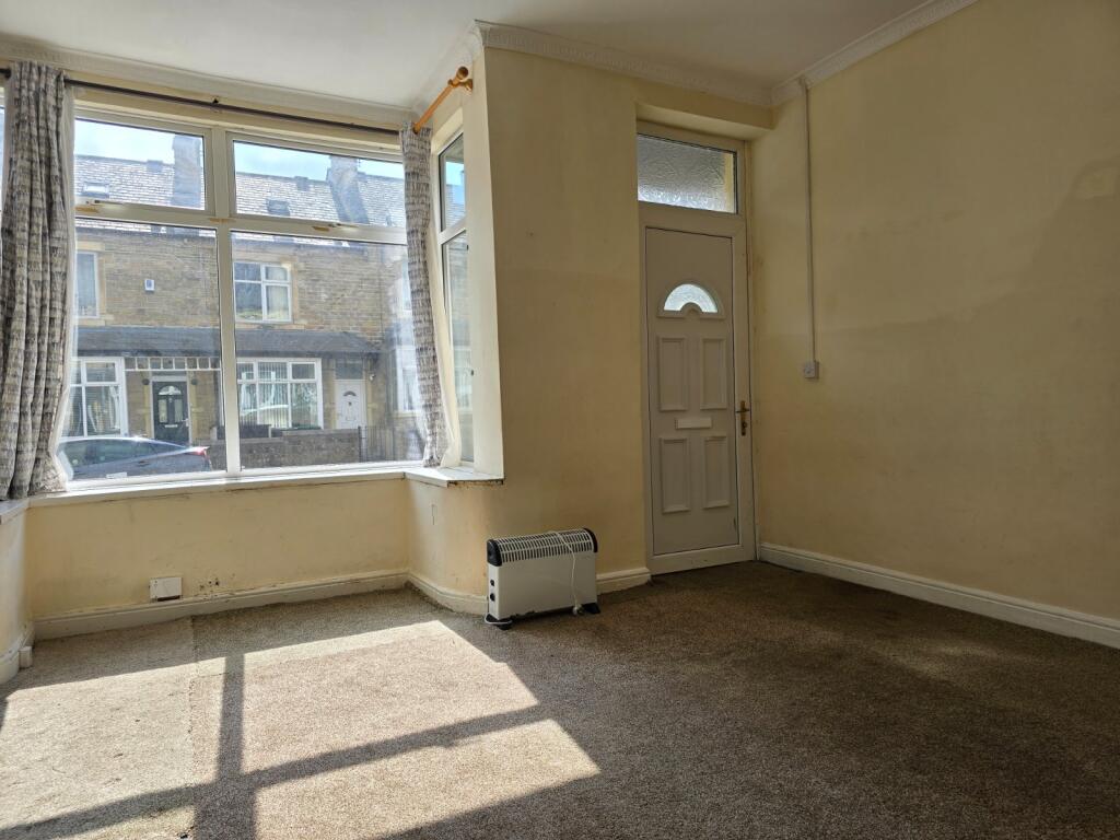 House in Bradford - View 4