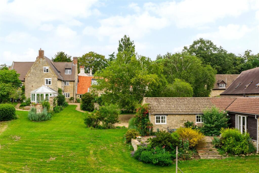 High Street, Odell, Bedfordshire, MK43 photo 4