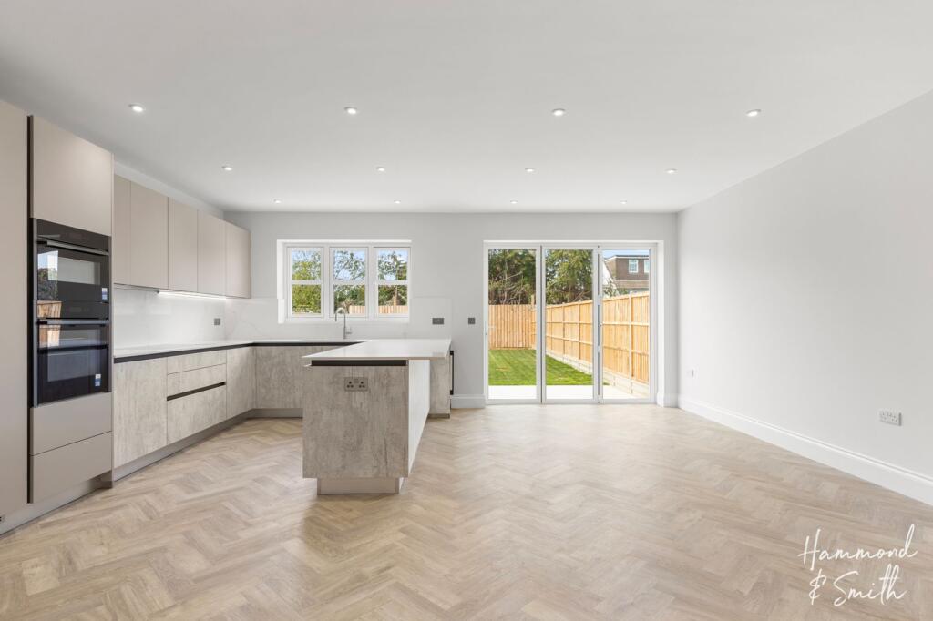 House in Chelmsford - View 2